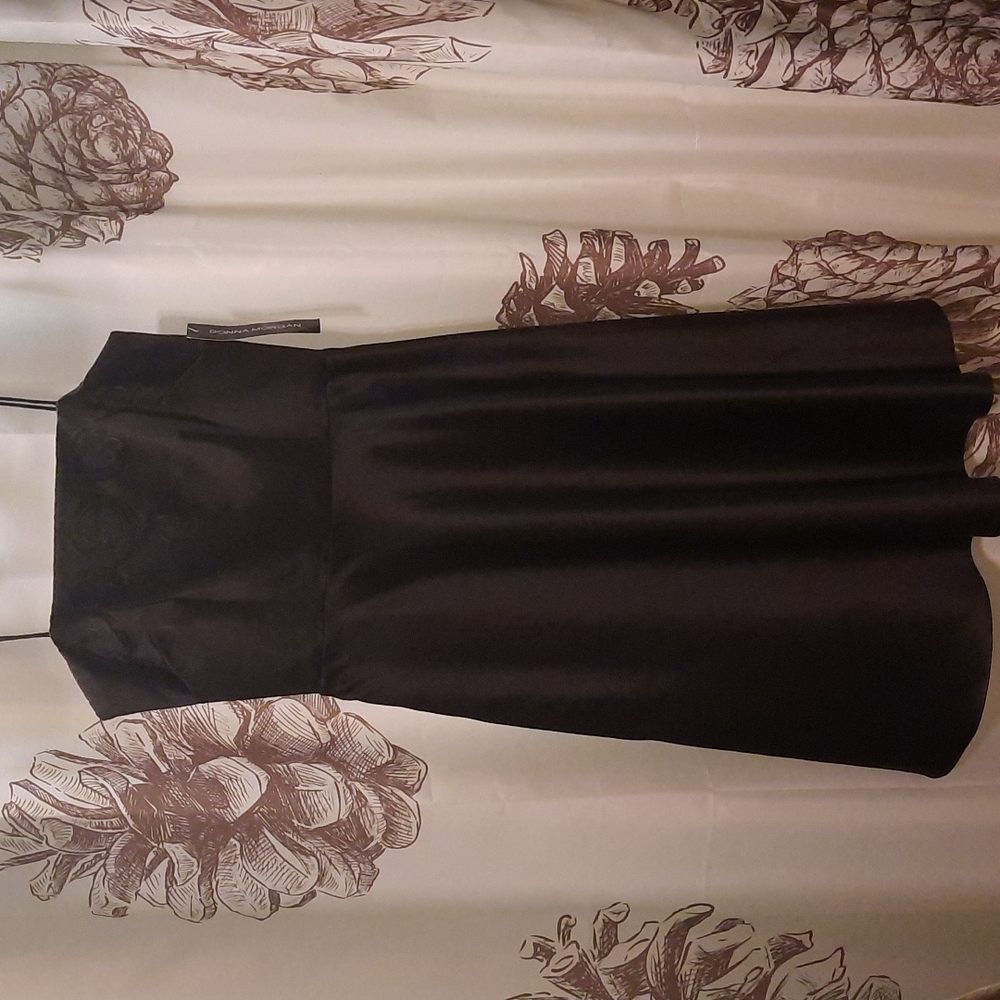 NWT Donna Morgan designer formal gown